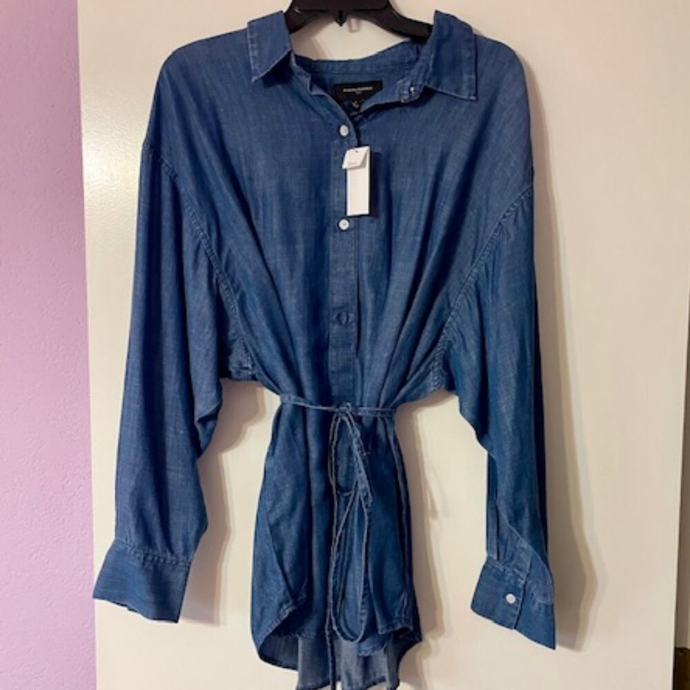 NWT Banana Republic Den Long Sleeve Blouse Long length with waist tie (L) Soft